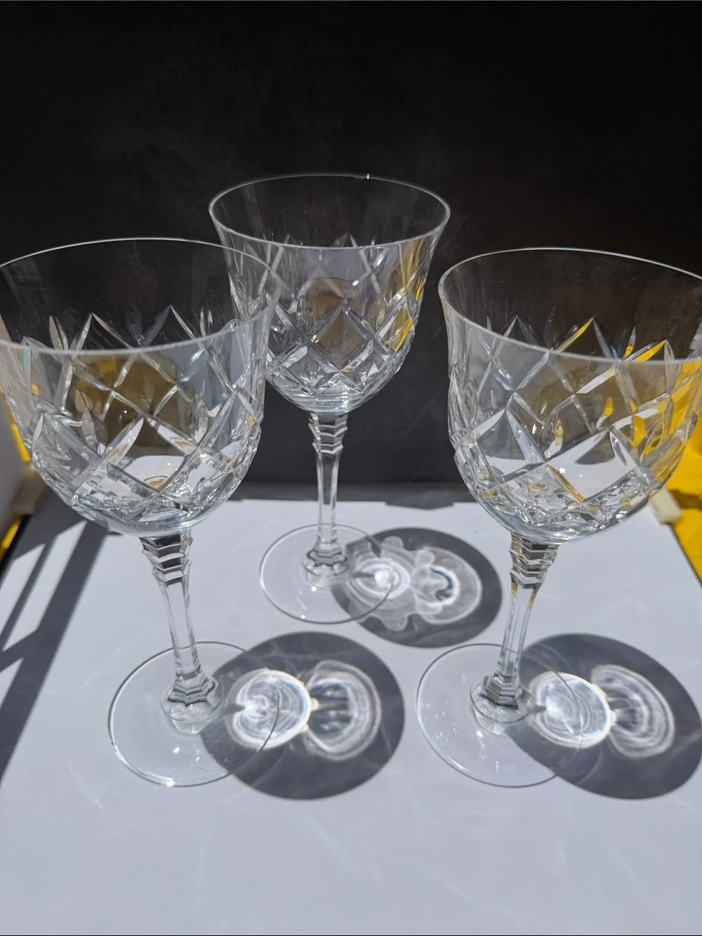 Crystal Cut Wine Glasses - Clear Stemware Set
